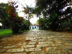 entrada do sítio monteiro lobato