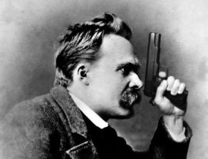 montagem de nietzsche